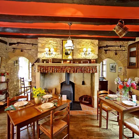 Lou Peyrol 3* Montferrand-du-Périgord